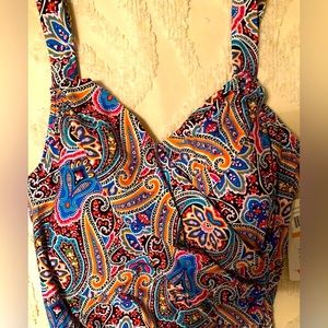 NWT!! Jantzen Plus One-Piece Swimsuit. Paisley pattern. Size: 16W.
